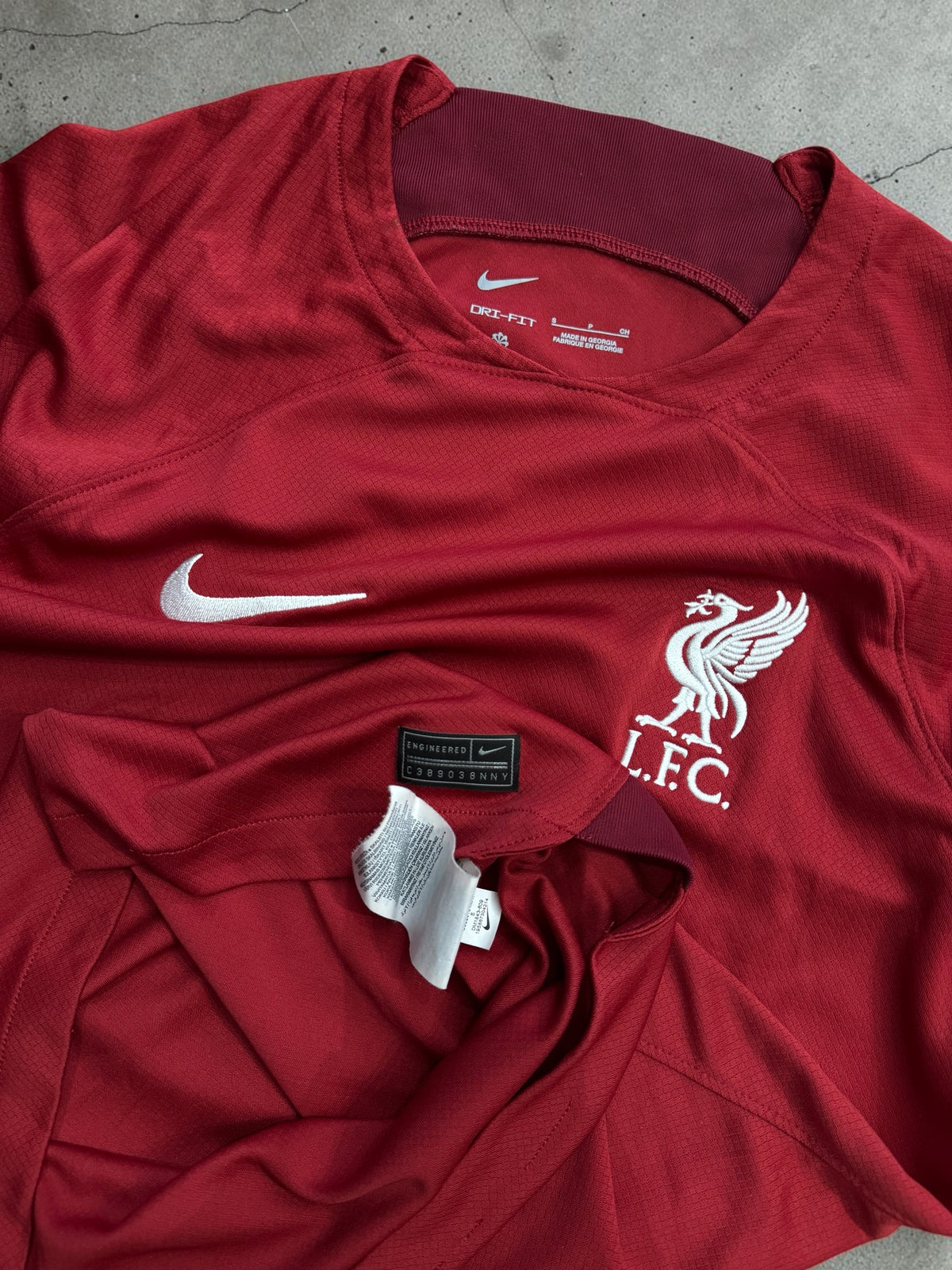 Nike 2022/23 Liverpool home Shirt