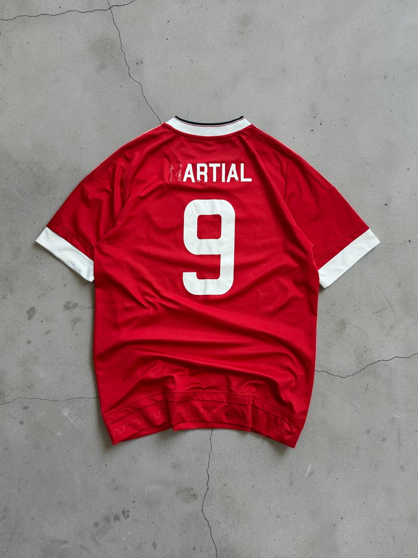 Adidas 2015/16 Manchester United home shirt - Martial #9