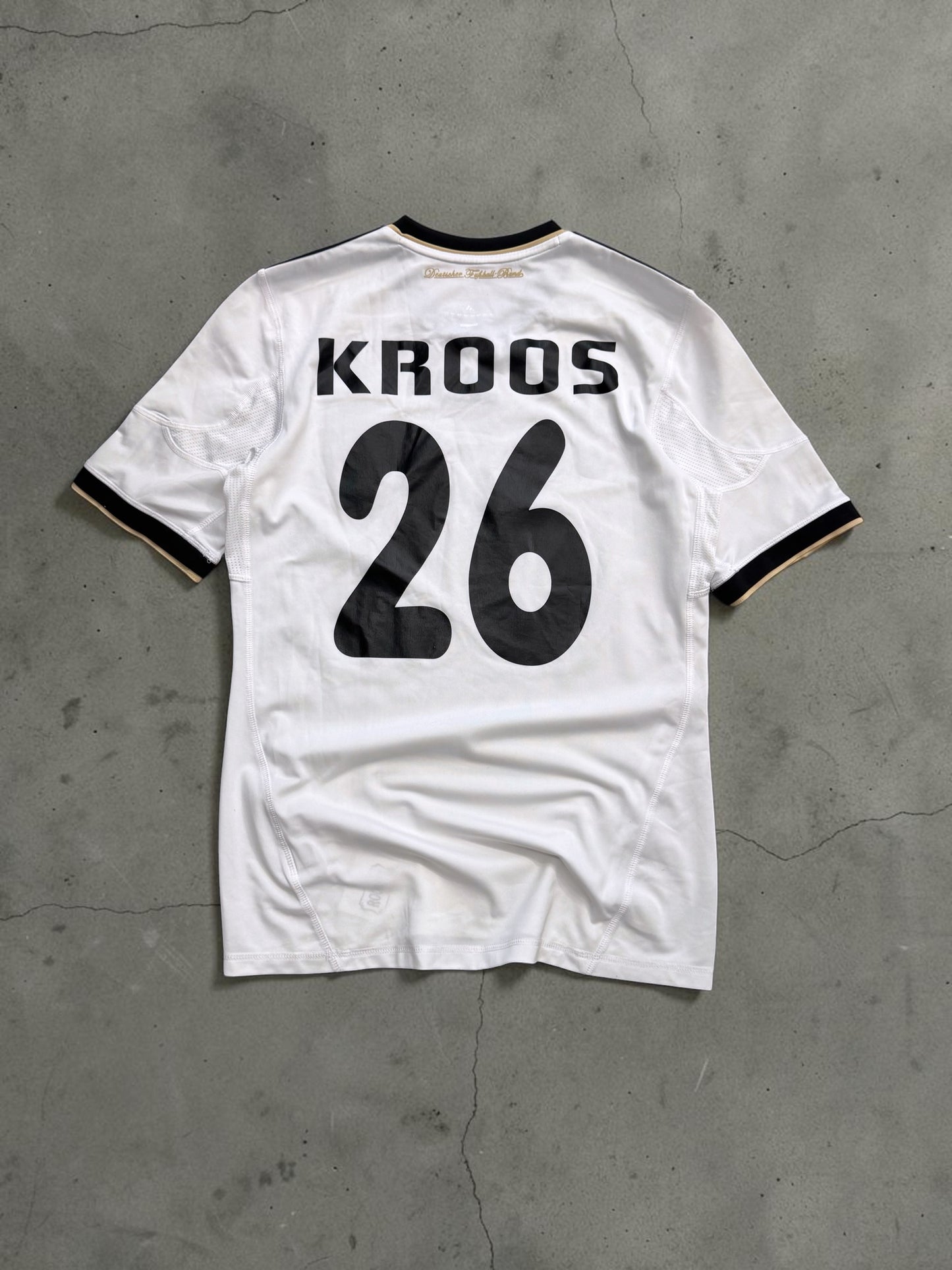 Adidas 2010/11 Germany shirt - Tony Kroos #26